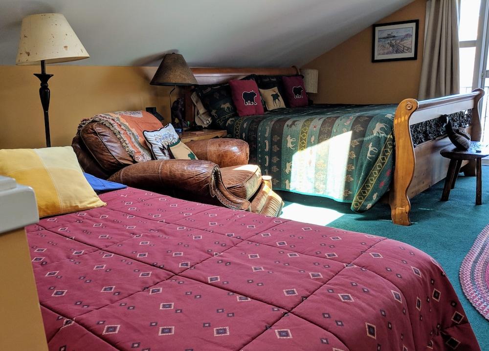 Ann Arbor B&B Inn photo 26