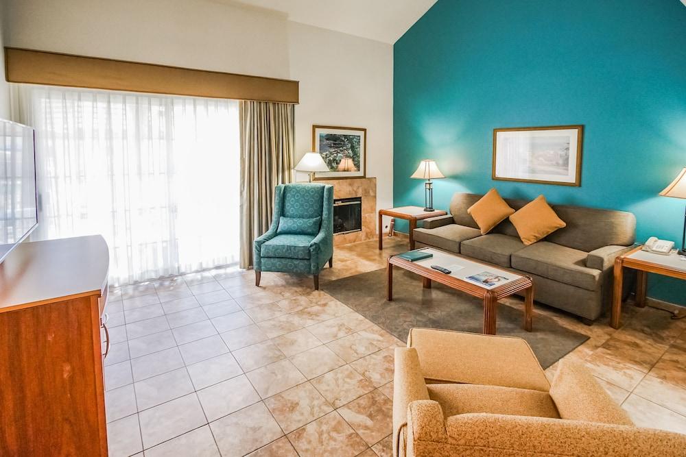 Desert Breezes Resort photo 23