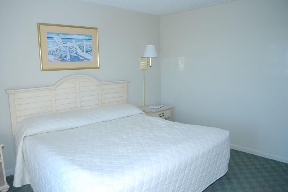 Admiral Motor Inn photo 16