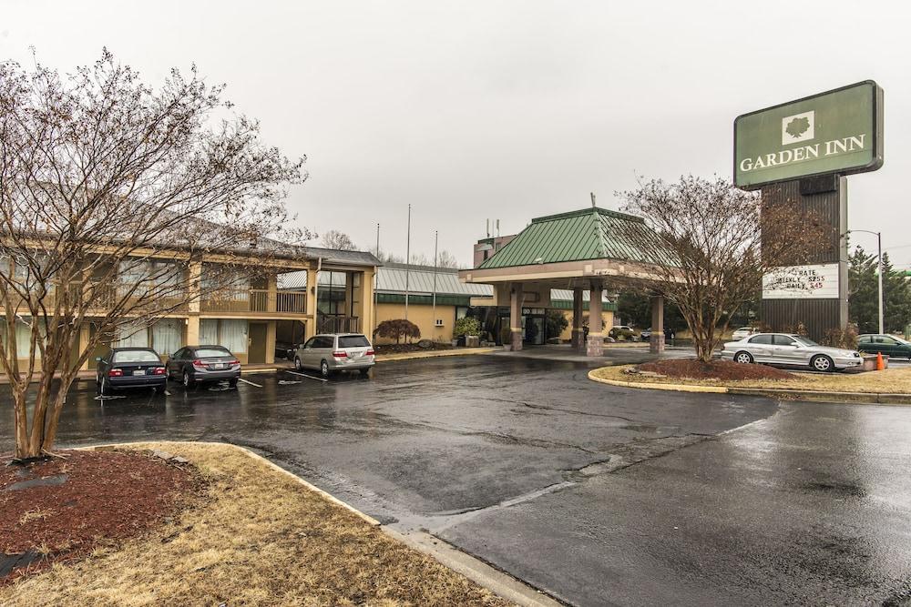 Garden Inn photo 27