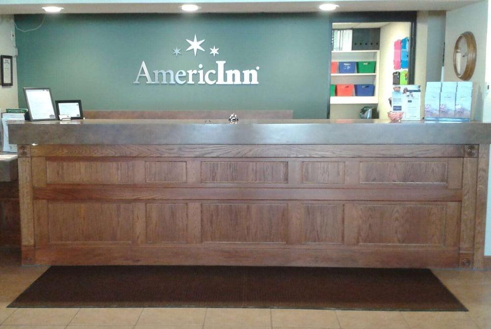 AmericInn by Wyndham Kewanee photo 8