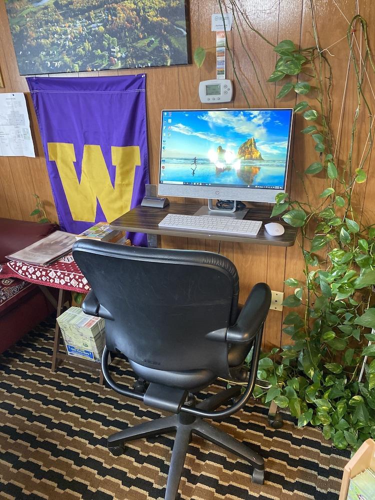 Cozy Corner Motel photo 59