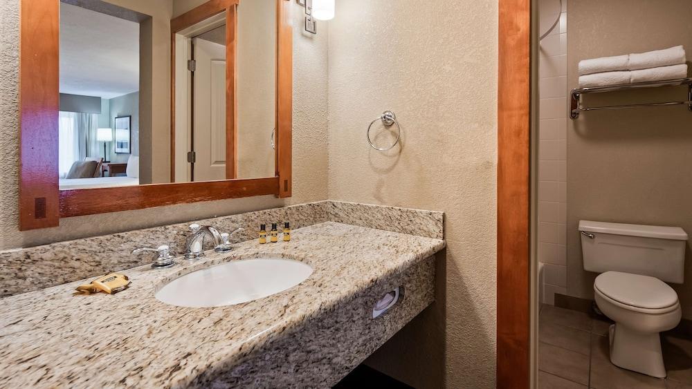 Best Western Plus High Country Inn photo 28