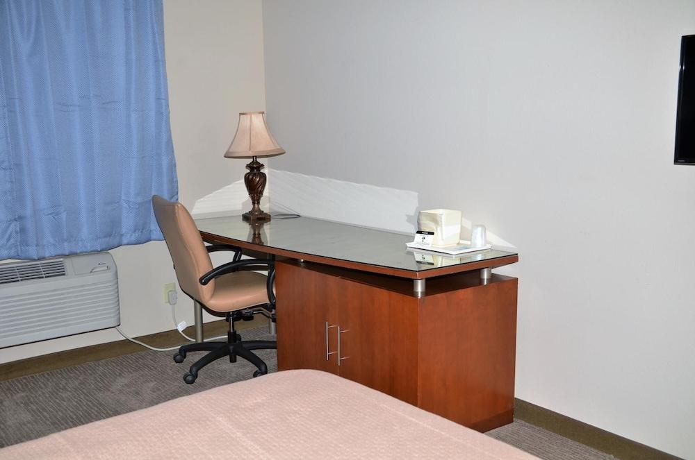Rock Creek Hotel photo 10