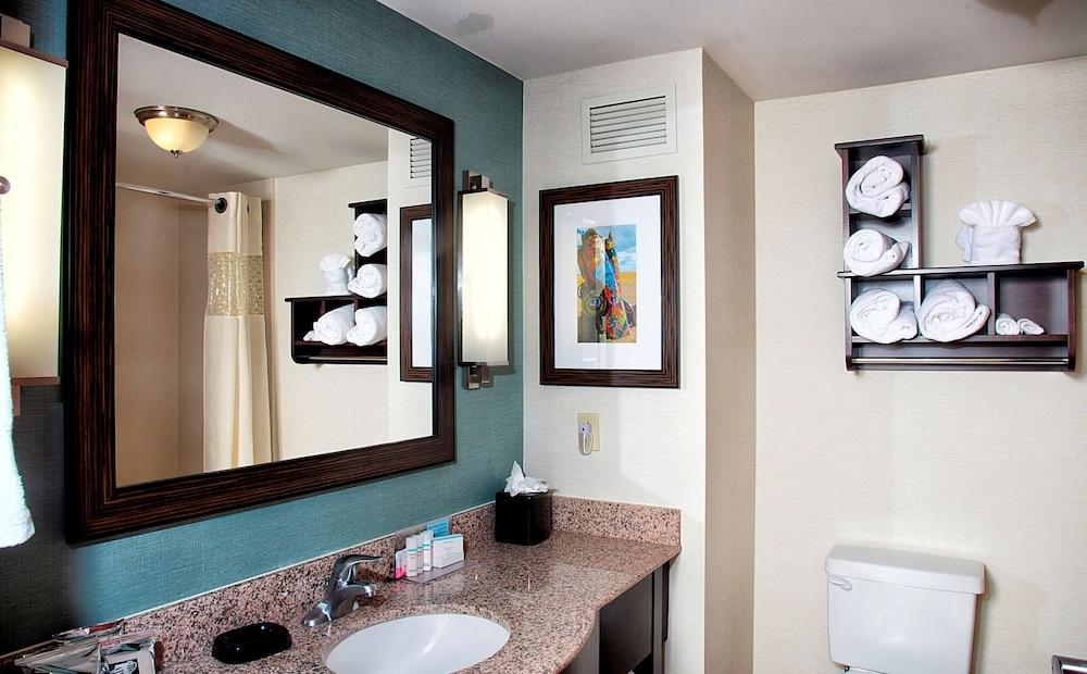 Spark by Hilton Amarillo Medical Center photo 22