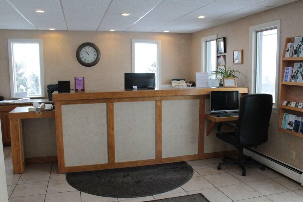 Shiretown Inn & Suites photo 22