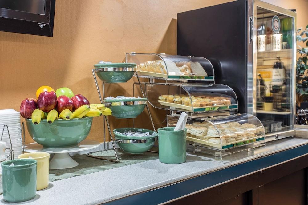 Quality Inn Goose Creek - Charleston photo 6