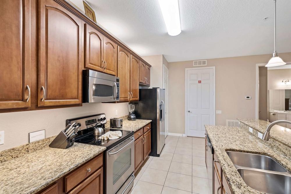 Vista Cay by Orlando Resort Rentals on Universal Boulevard photo 89