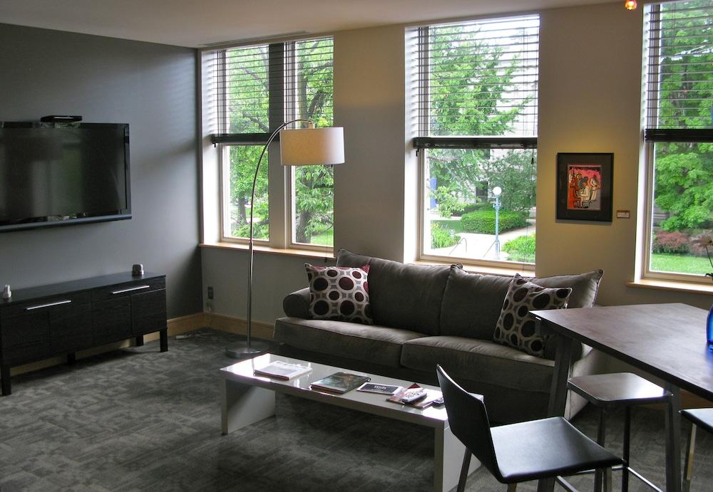 Suites at 118 photo 2