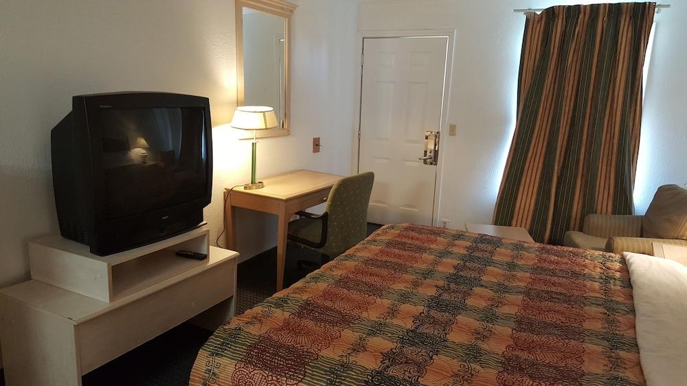 The Brooke Hotel photo 30