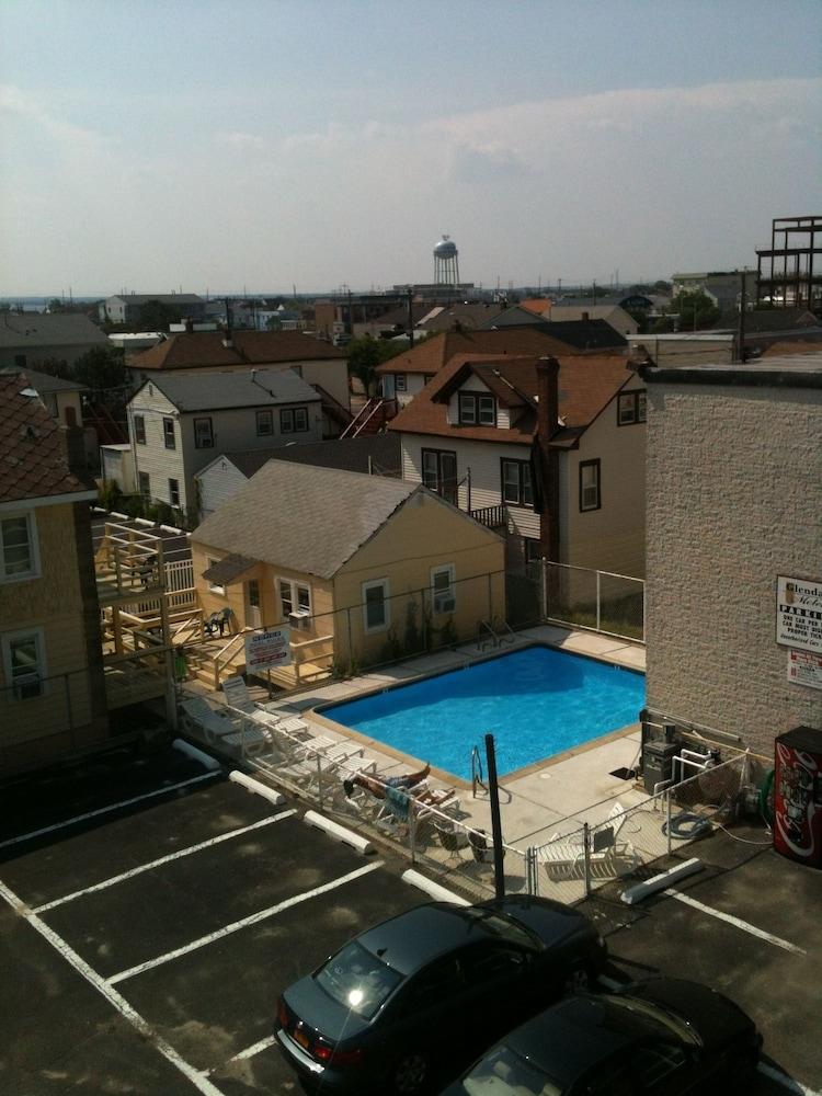 Glendale Motel photo 11