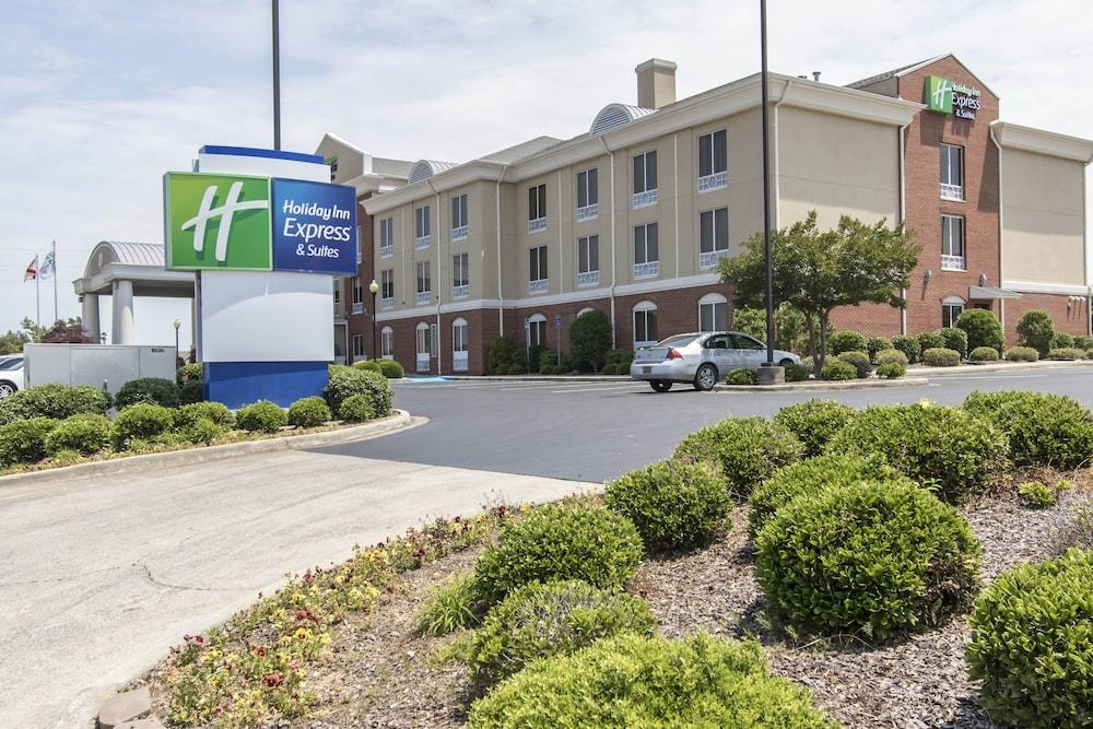 Holiday Inn Express Hotel & Suites Cullman by IHG photo 38