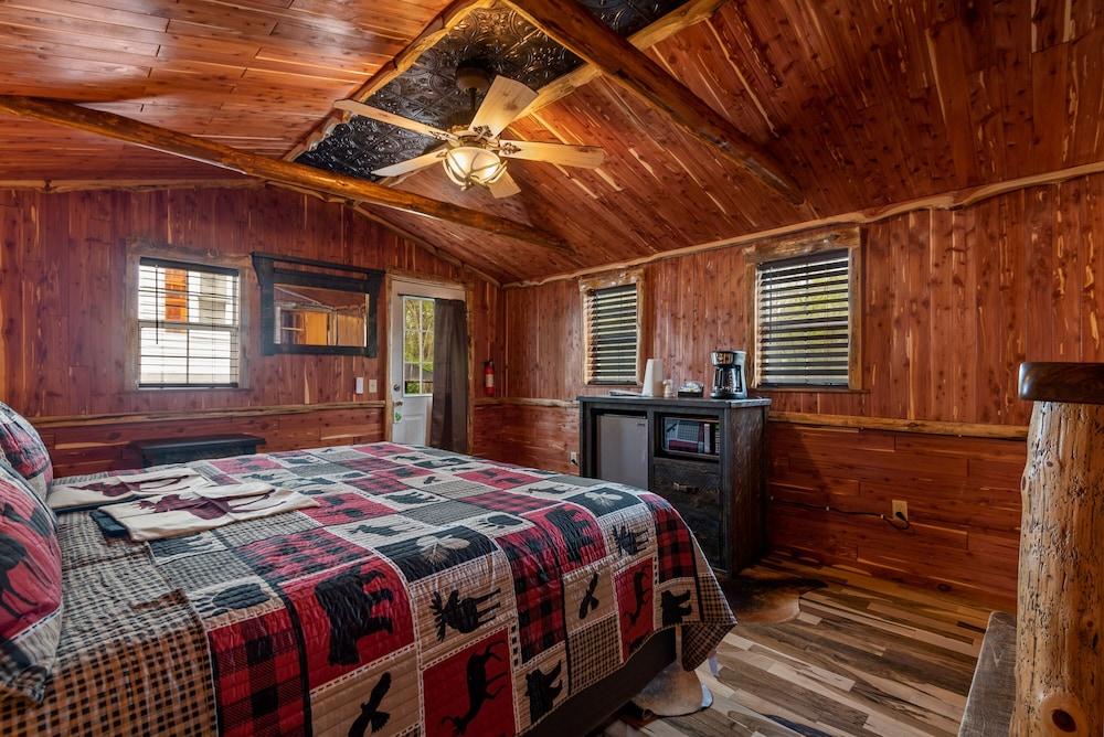 Log Cabin Inn photo 32