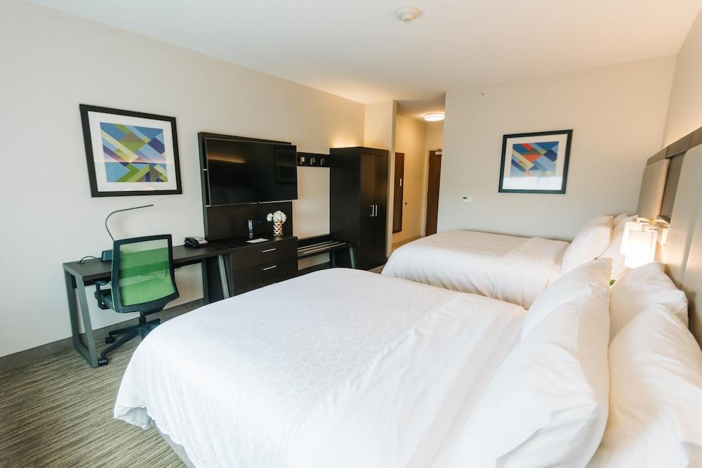 Holiday Inn Express & Suites Birmingham - Homewood by IHG photo 8