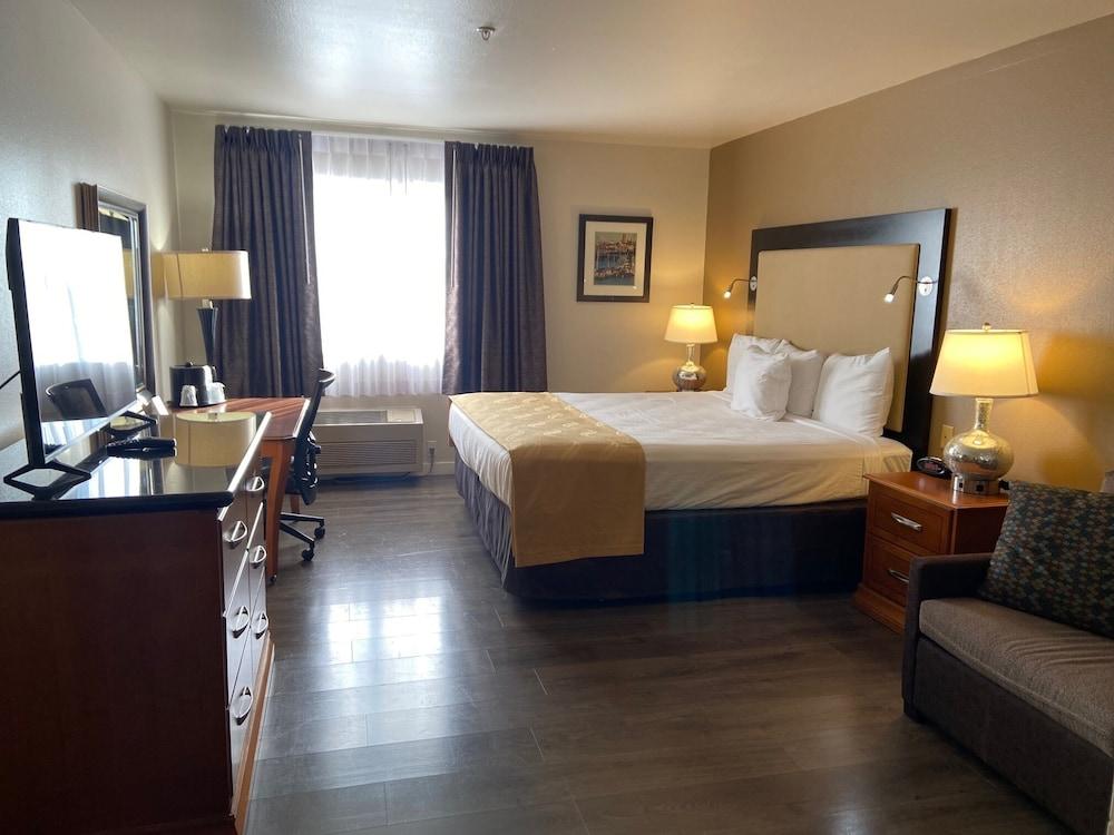 Toppenish Inn and Suites photo 5
