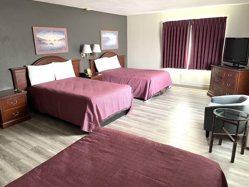 Downtown Inn photo 17