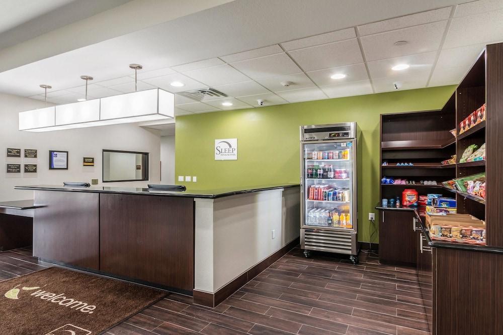 Sleep Inn & Suites College Station near University photo 12