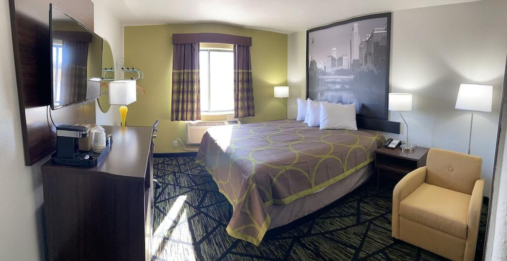 Super 8 by Wyndham York NE photo 14