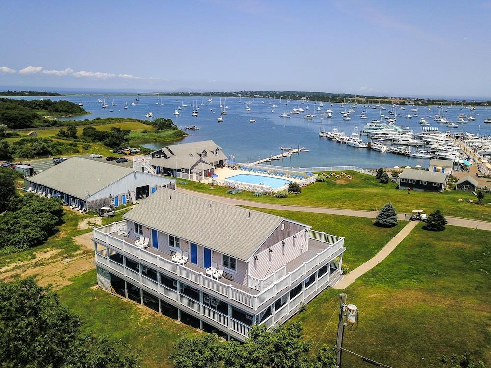 Champlin's Marina & Resort photo 5
