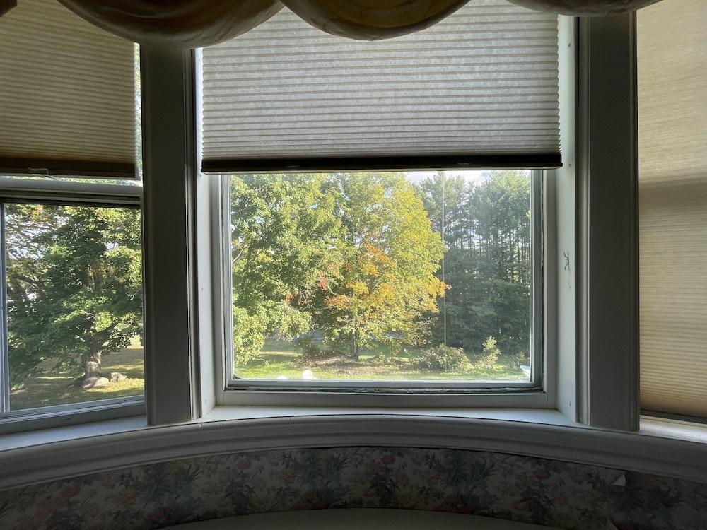 Hillholm Estate photo 6