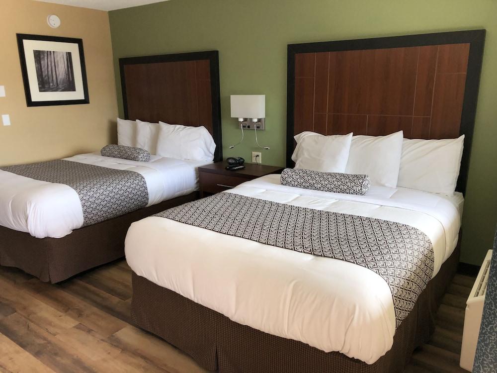 Knight's Inn Motel photo 18