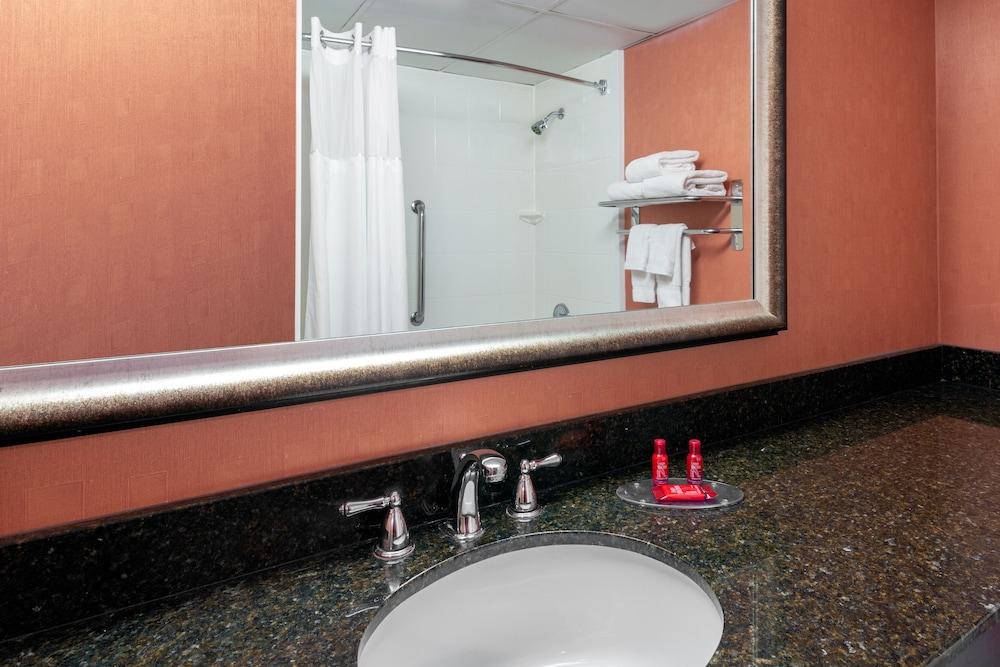 University Plaza Hotel and Convention Center Springfield photo 17