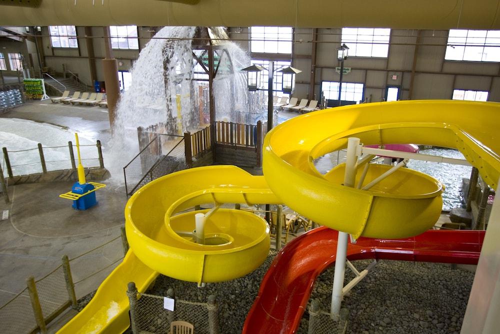 Hope Lake Lodge & Indoor Waterpark photo 78