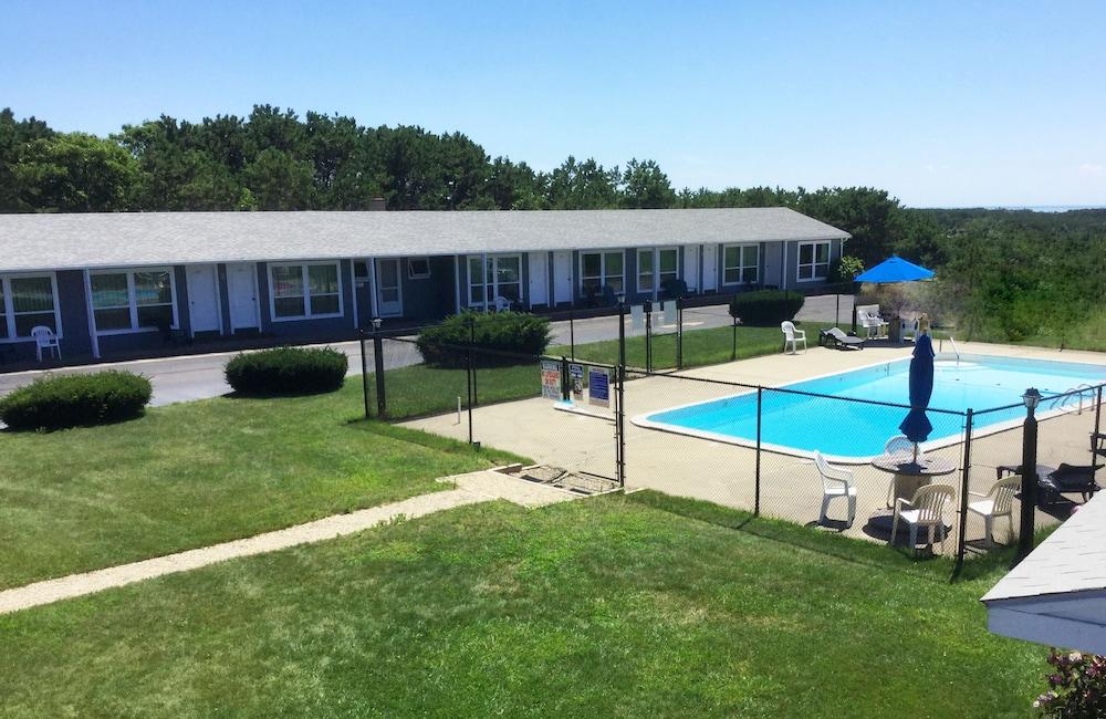 Cape View Motel photo 23