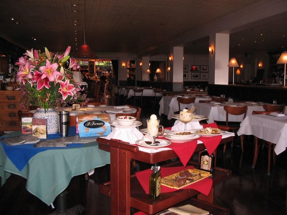 Pine Inn photo 18