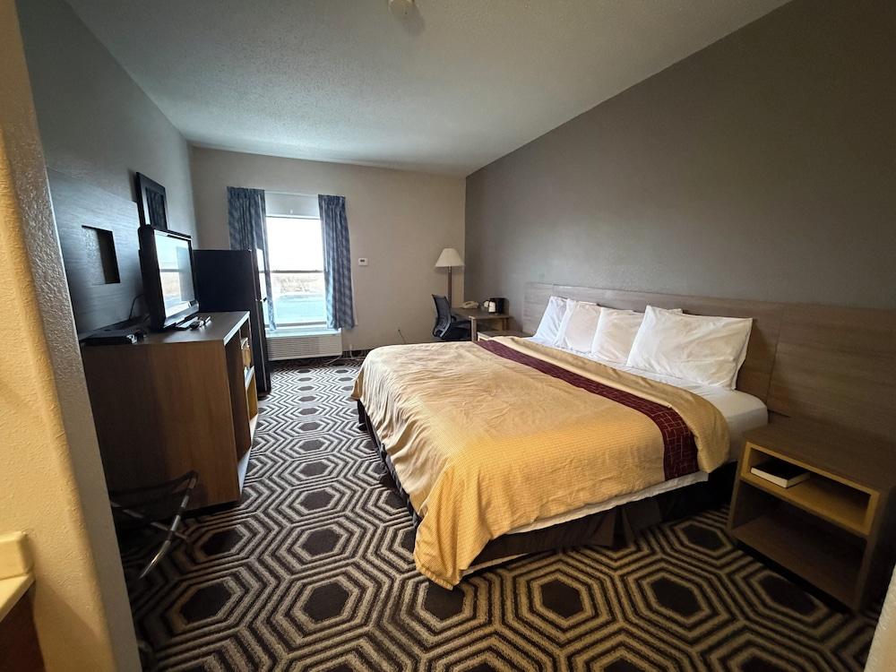 Relax Inn & Suites photo 23
