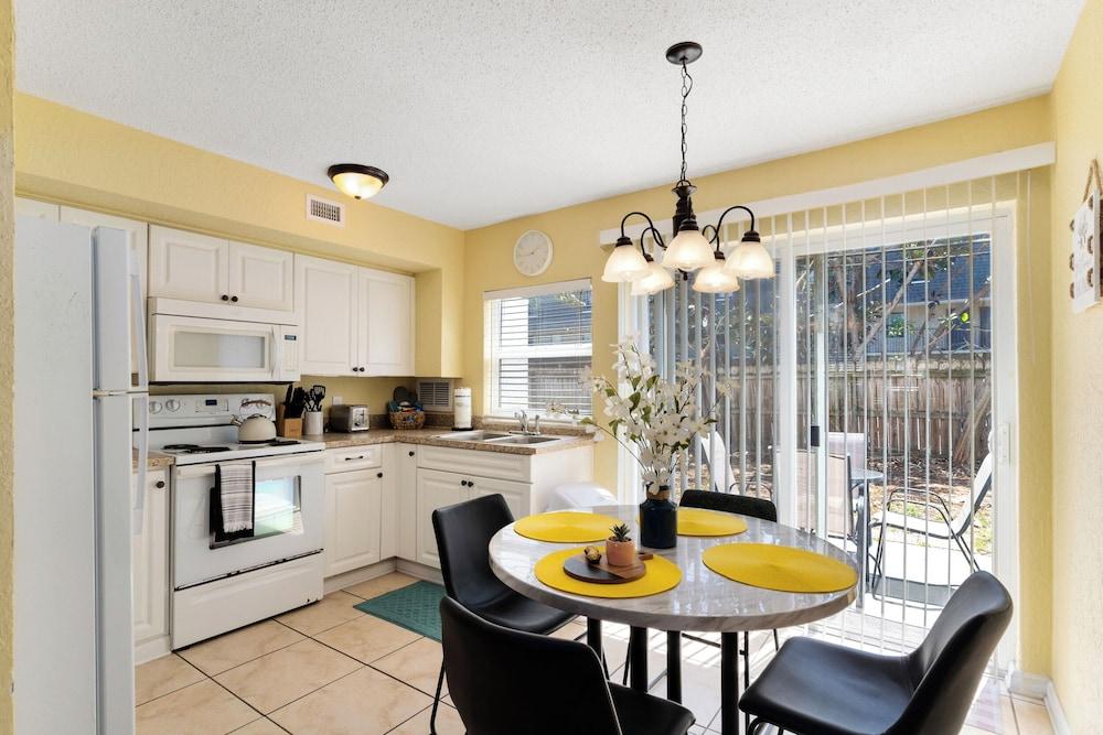 Ocean Harbour Apartment Homes photo 80