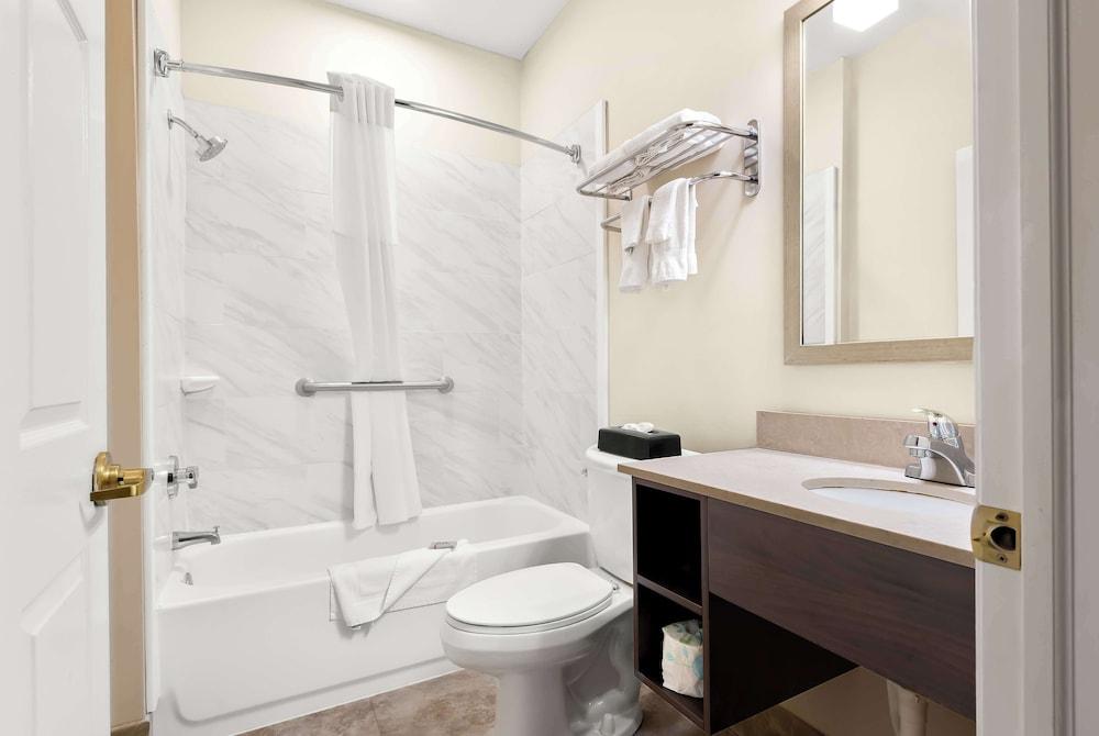 Best Western Palmyra Inn & Suites photo 26