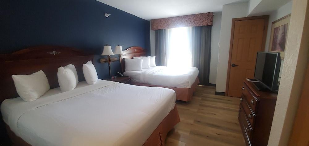 Wingate by Wyndham Youngstown/Austintown photo 3