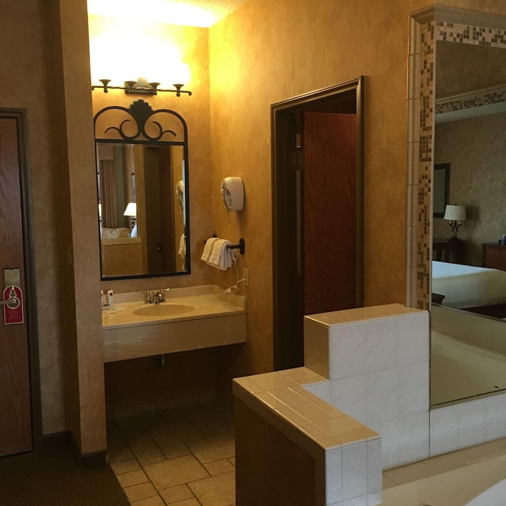 Hollywood Casino Joliet photo 11