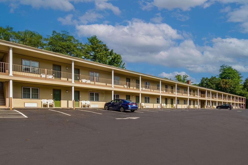 Quality Inn Great Barrington photo 28