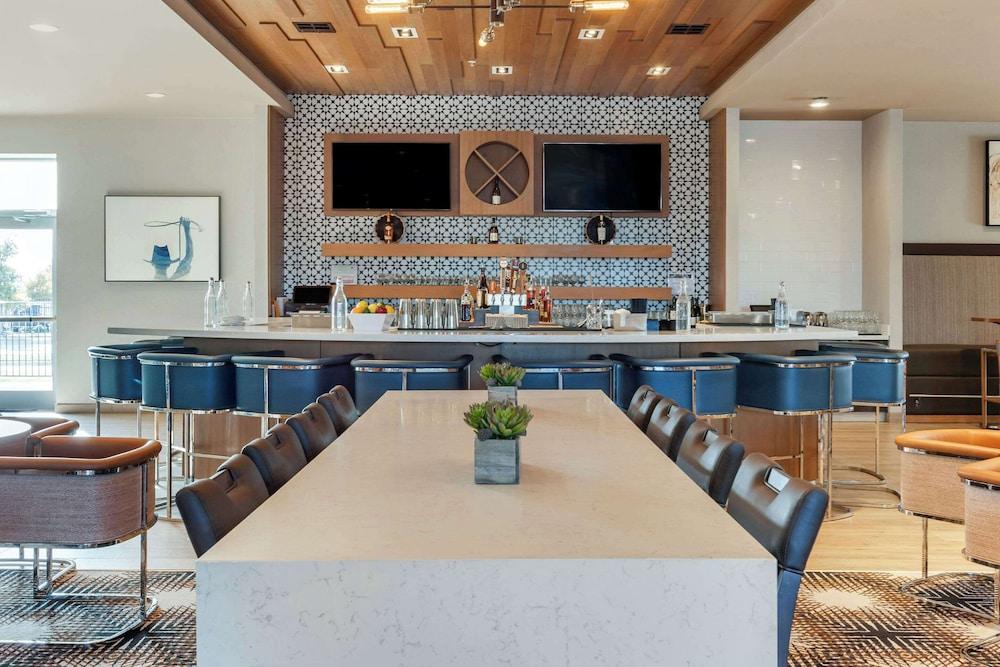 Cambria Hotel Spokane Airport photo 14