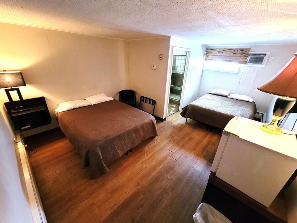 Norman Motel photo 3
