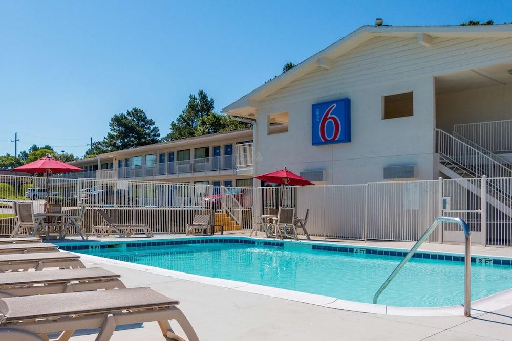 Motel 6 Longview, TX photo 23