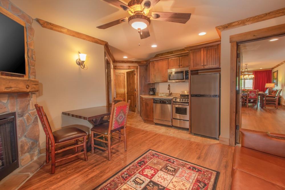 Westgate Branson Woods Resort and Cabins photo 56