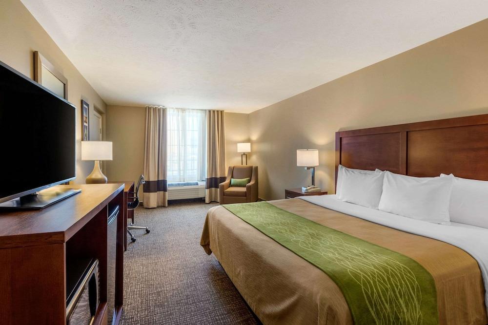 Comfort Inn & Suites El Centro I - 8 photo 33