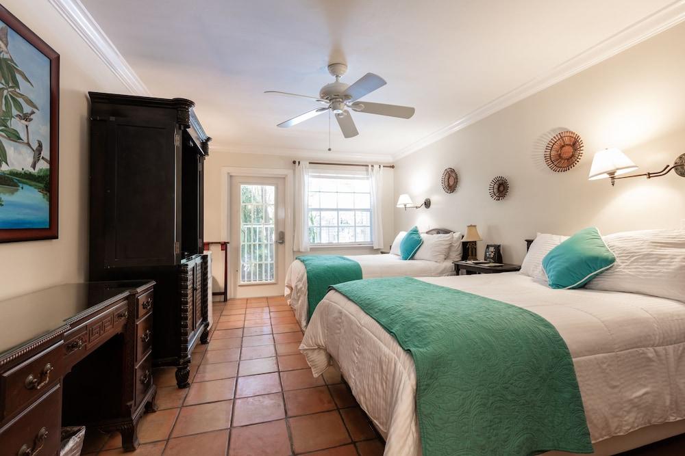The Caribbean Court Boutique Hotel photo 46