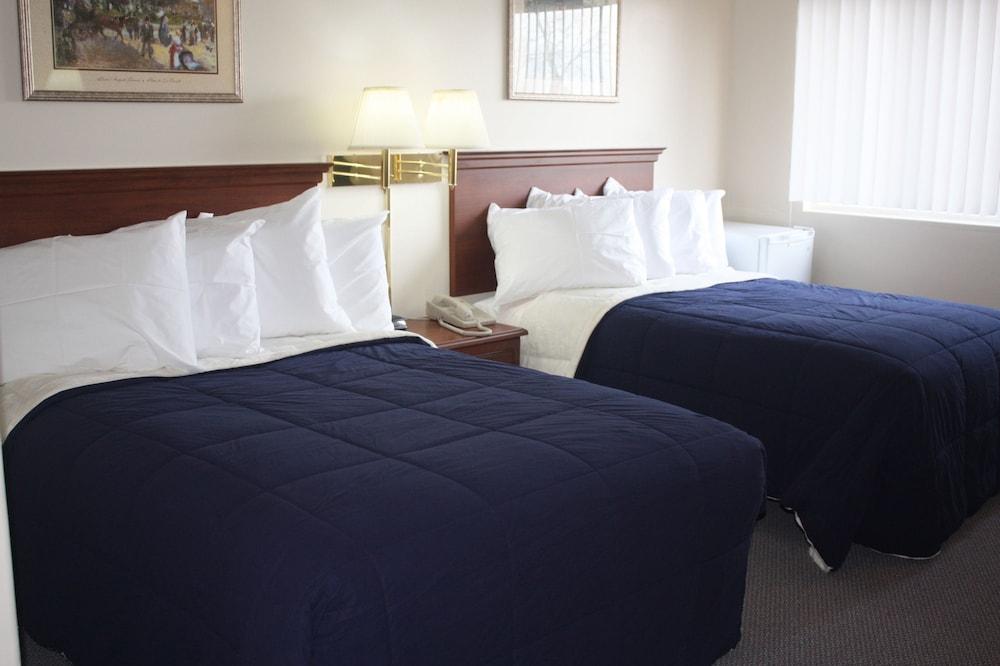 Main Street Lodge and Suites photo 5