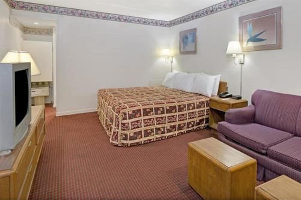 Capt. John Smith Inn photo 17