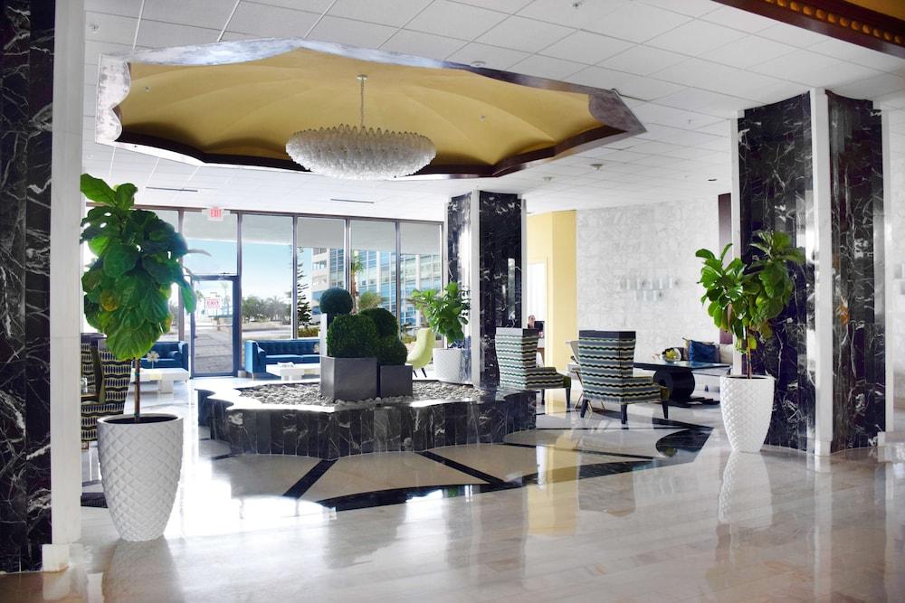 Seacoast Suites on Miami Beach photo 2