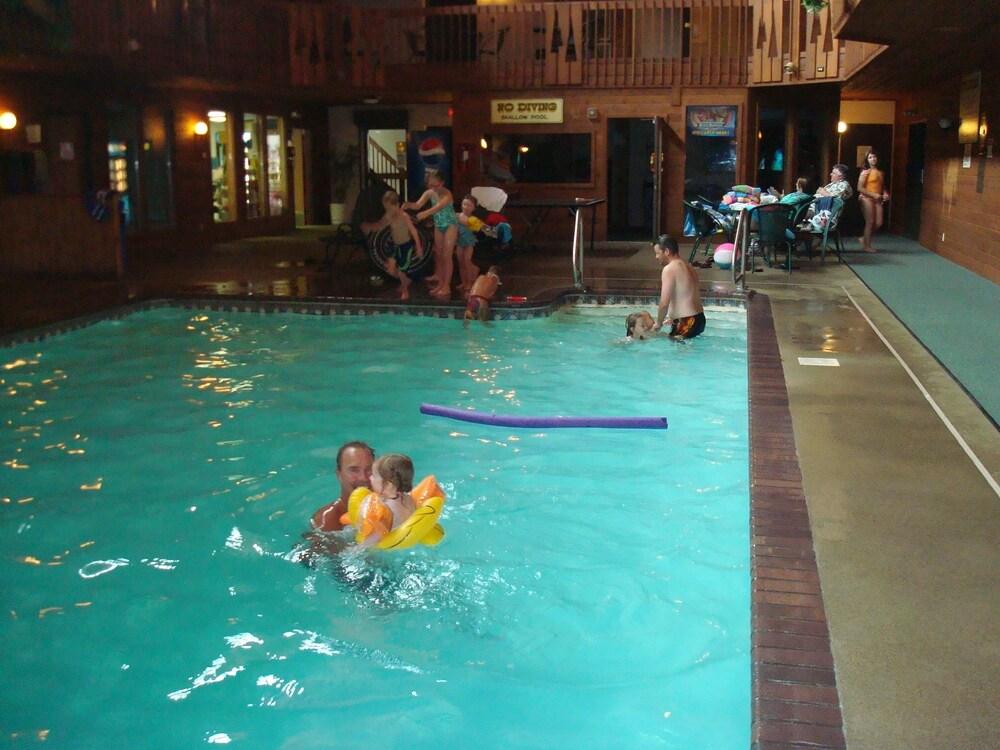 Lakewoods Resort & Lodge photo 27