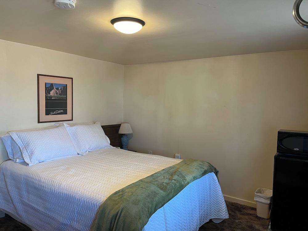 Jake's Corner Motel photo 10