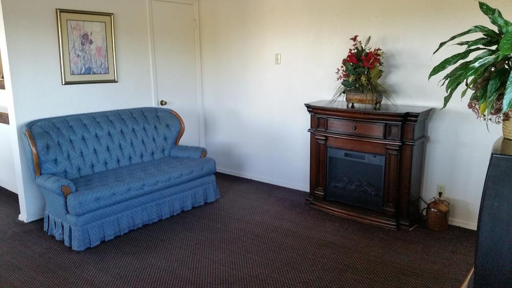 Lake Eufaula Inn photo 26