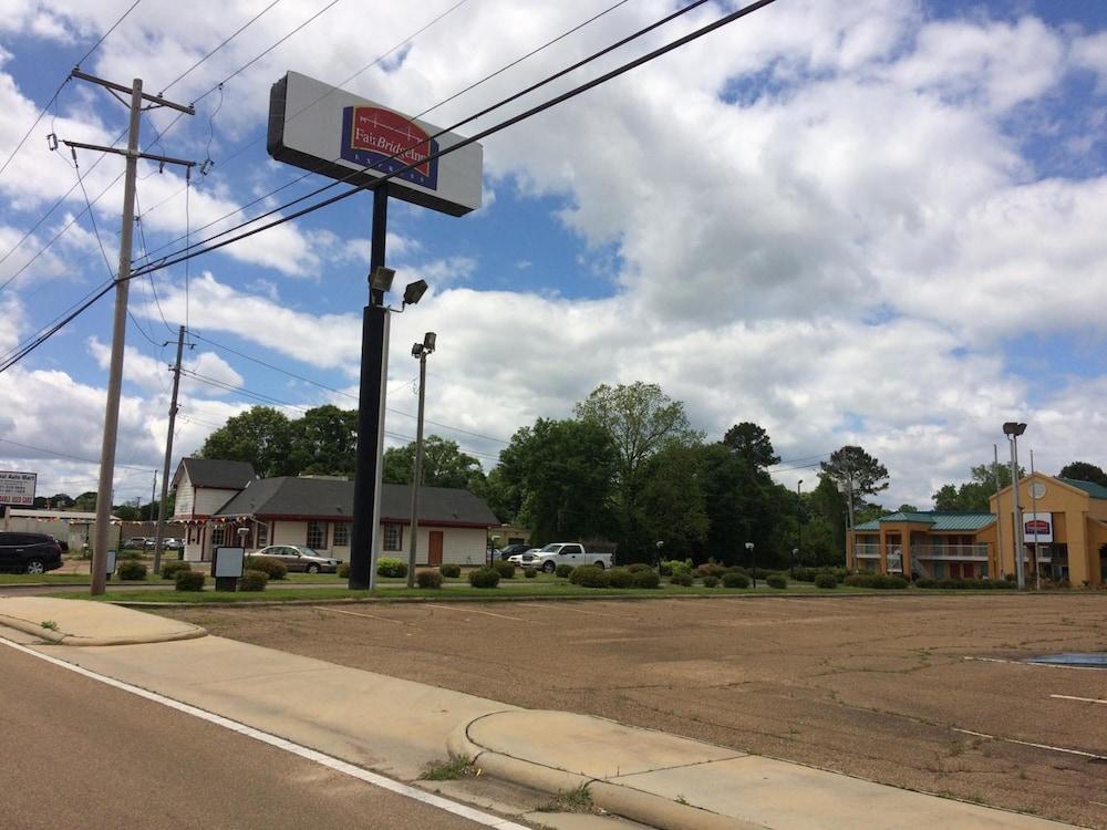 FairBridge Inn Express Natchez photo 6