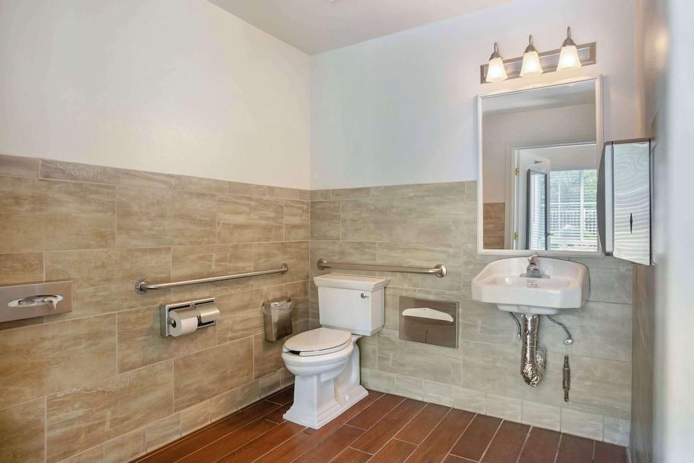 Best Western Clovis Cole photo 21