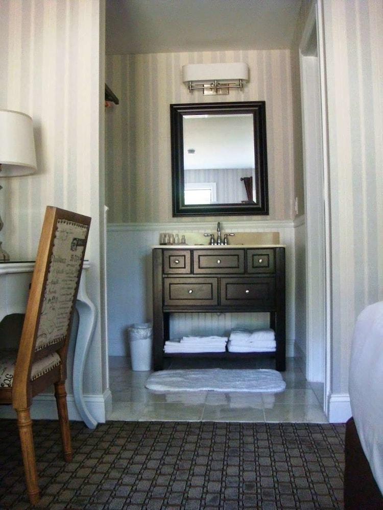 The Milestone Inn photo 3